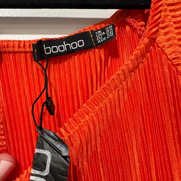 Boohoo Plus Red Ribbed Ruffled Midi Sundress - Picture 3 of 4